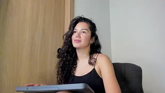 MiaRouseex Chat XXX live