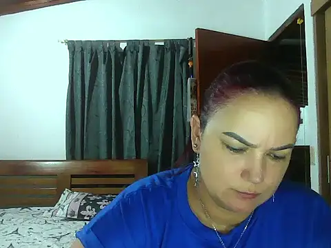 Show de webcam de Roja_tentacion