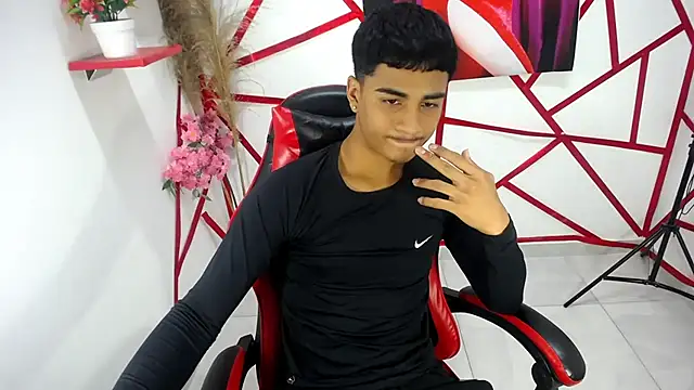 oliver-parker's Live XXX Chat