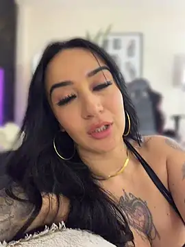 XXX chat uživo modela EmmyEvans1