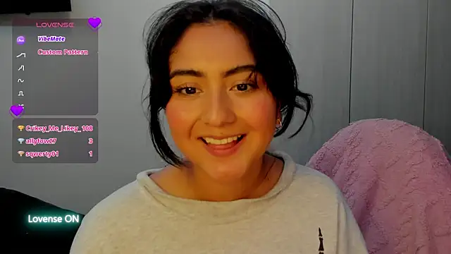 ViolettaKai Live XXX-chat