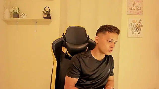sexy_andres01 Webcam Show