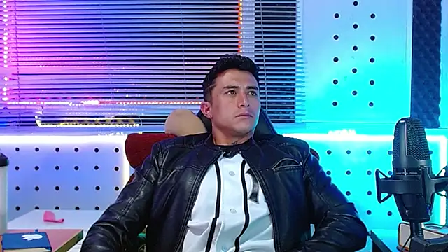 Godofcumxxx Adlı Modelin Canlı XXX Sohbeti
