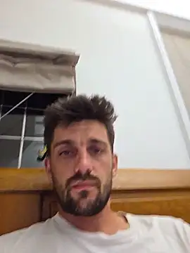 Chat +18 de woodsy1045 ao vivo