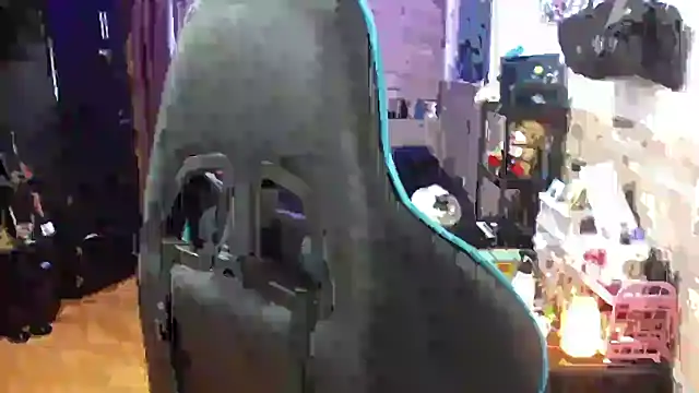 AngelaQueen_ Chat XXX in diretta