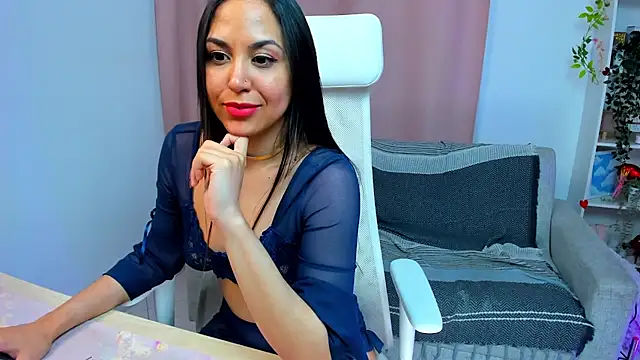 Chatroom XXX en direct de VenusIslove