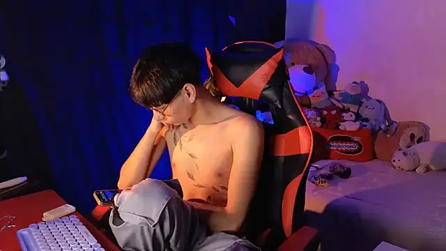 Živý XXX chat the_princeRed