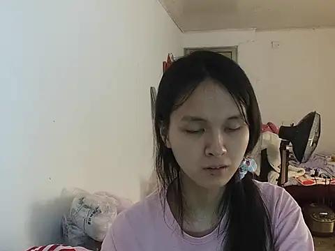 RebelAura – Naživo XXX chat