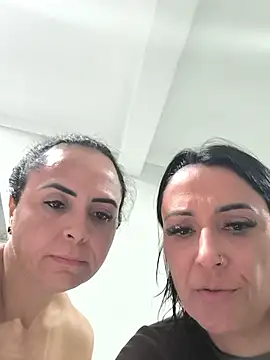 mila_2828 실시간 채팅방