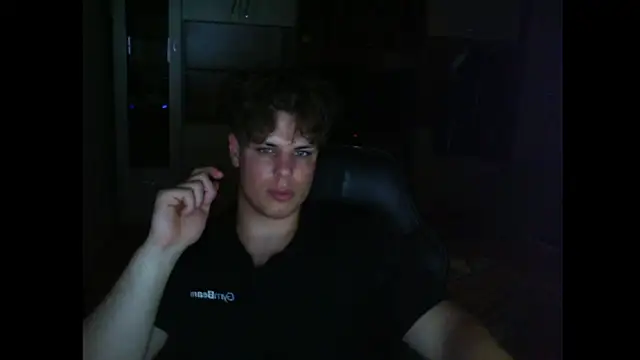 Kane_Wolf Pertunjukan Webcam