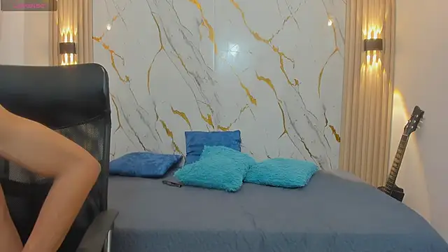 Chat +18 de Zayn_Fox32 ao vivo