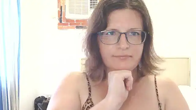 XXX chat uživo modela Domina_Tasselina_Goddess