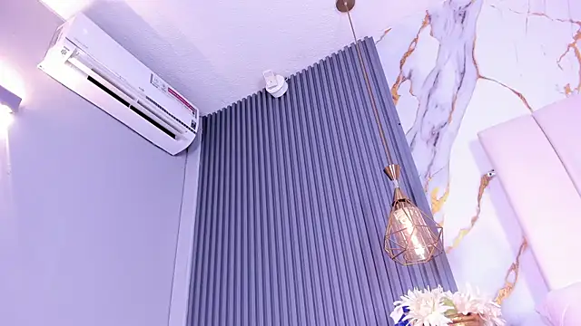 XXX chat uživo modela FireDollx