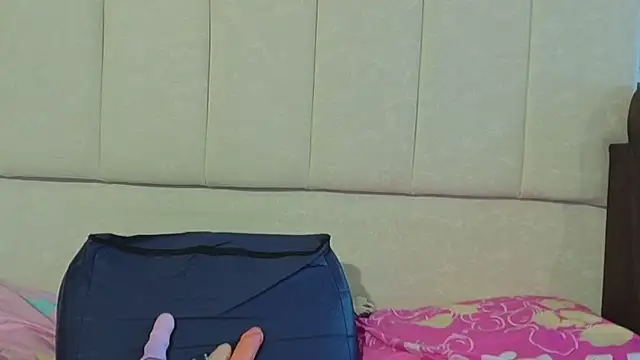 צ'אט XXX בשידור חי של Vanessa_7_