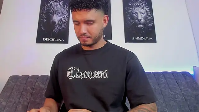 AUSTINN_TORRES: онлайн-секс-чат
