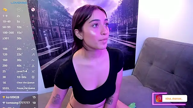 Nina-Mars Adlı Modelin Canlı XXX Sohbeti