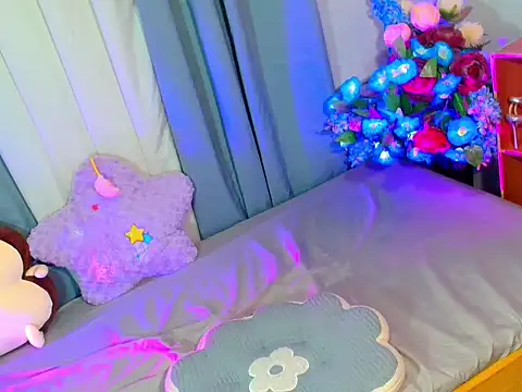 baby_kiraxx – Kamerová šou