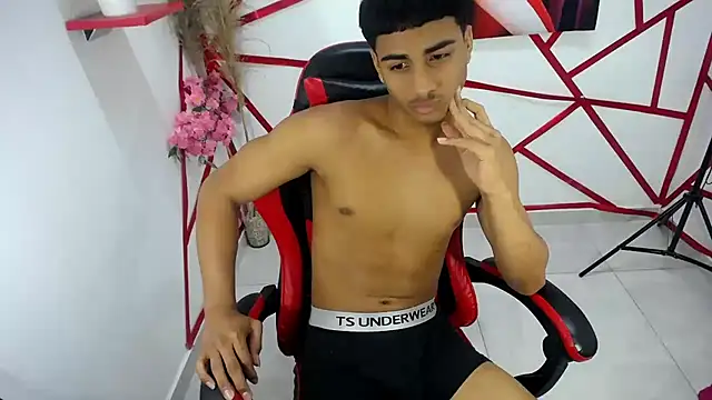oliver-parker Webcam show