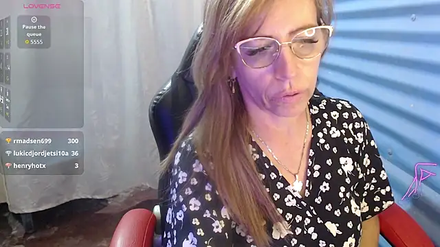Chat XXX ao vivo de Chayla_Ruiz
