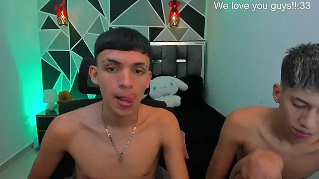 Juan_Nd_Steven 现场XXX聊天