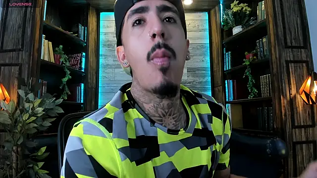 عرض كام Donovan_Desmond