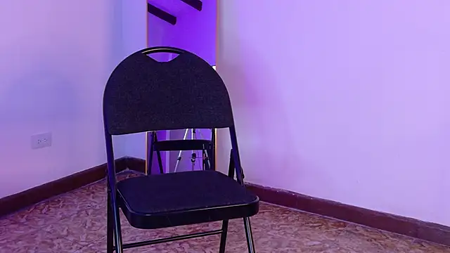 Chat XXX ao vivo de CathMeow_