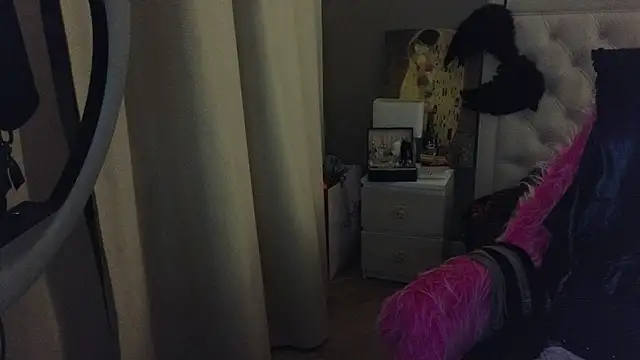RoxalanaStar Live XXX Chat