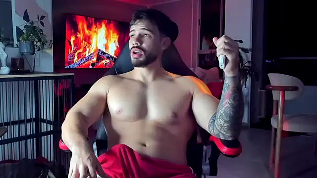 Valenthino_Salvatore live XXX chat