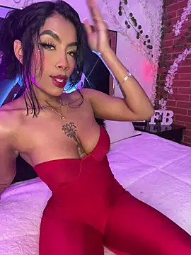 Czat XXX na żywo – FiorellaBossh_