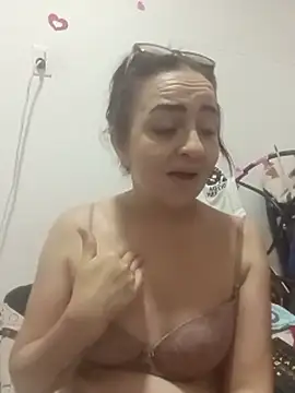 tany90 Chat XXX in diretta