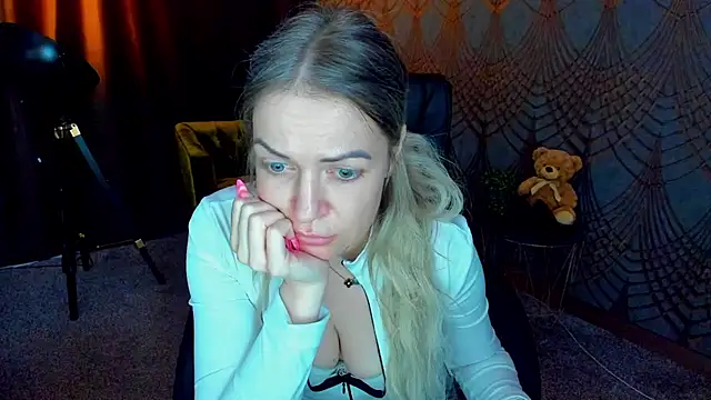 Онлайн чат XXX Anna_Snows