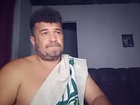 tarra122's Live XXX Chat