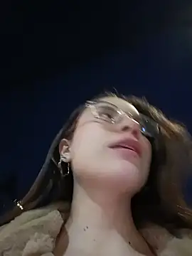Lilith0423 live XXX chat