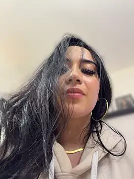 EmmyEvans1's Live XXX Chat