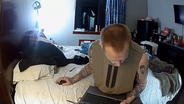 Lovemcurvy69 Show in webcam