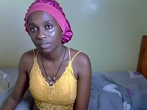 צ'אט XXX בשידור חי של Pearl_petite