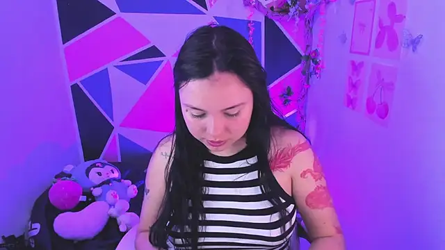 Živý XXX chat little_emma0