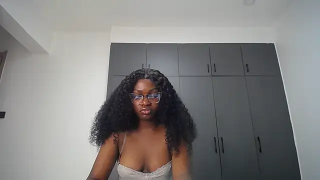 Pretty_Liya08's Live XXX Chat