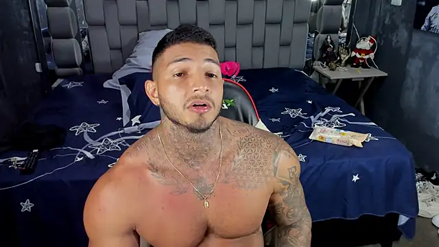 JackMclain Pertunjukan Webcam