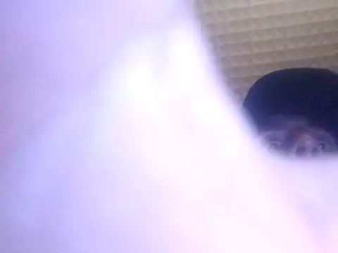 Show de hotguy71000 na webcam