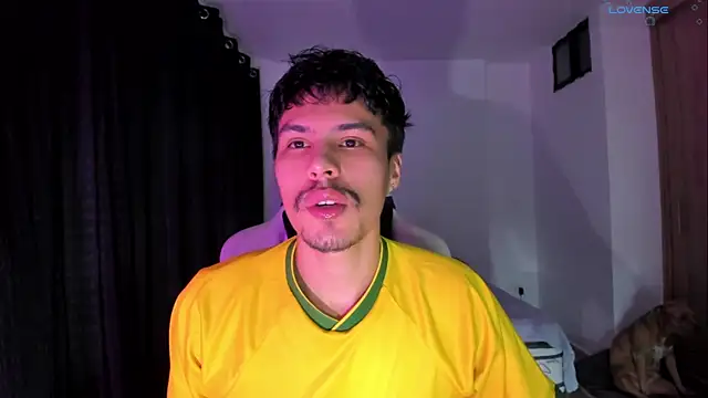 JeydenCamil 在線直播表演