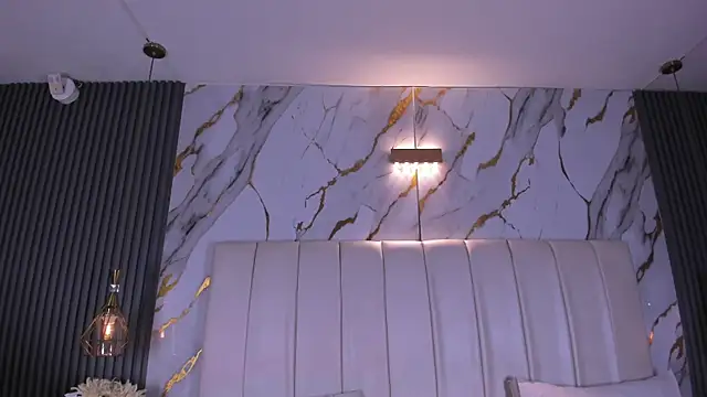 FireDollx Adlı Modelin Canlı XXX Sohbeti