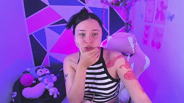 little_emma0 élő XXX-chatje