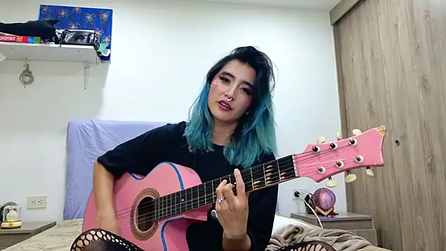 Lunapage_ live XXX chat