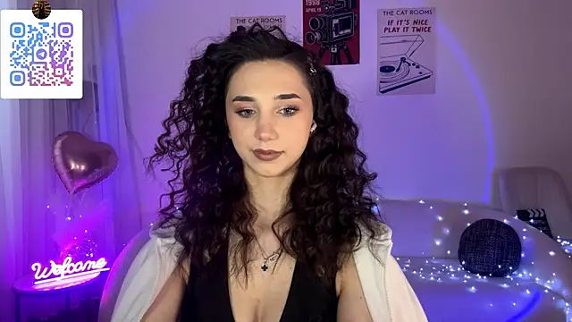 LinaMour Adlı Modelin Canlı XXX Sohbeti
