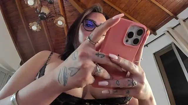 IsaFontanna's Live XXX Chat