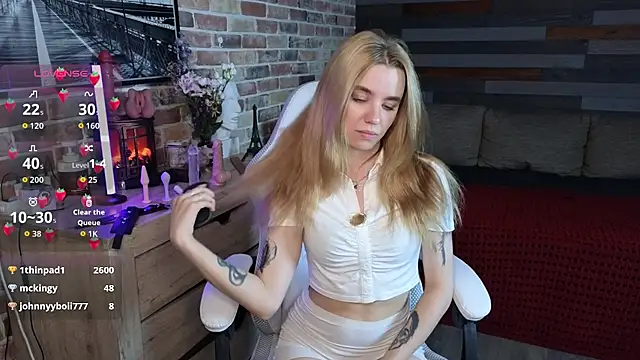 XXX chat uživo modela eva_swetty