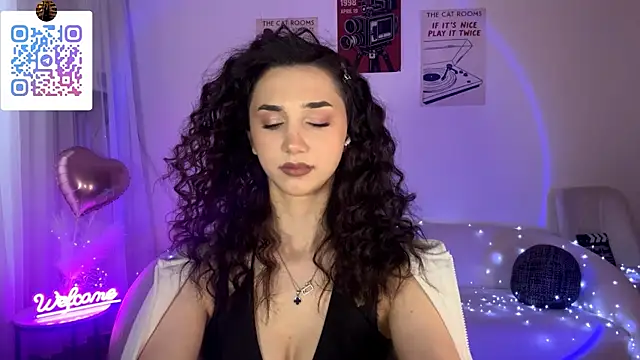 عرض كام LinaMour