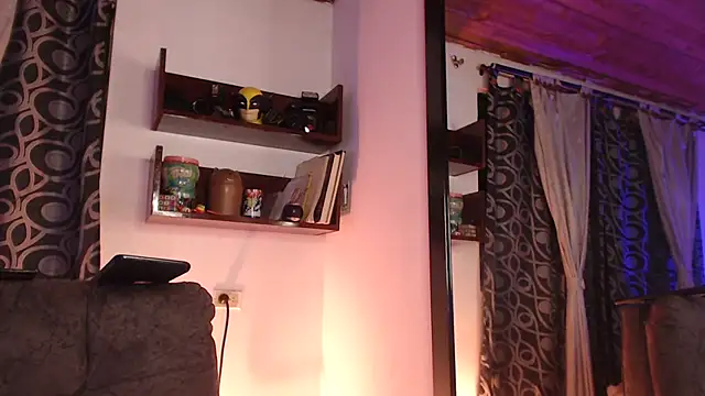 ArturoCardona_'s Live XXX Chat