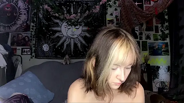 YourFavoriteAltgirl live XXX chat
